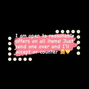 Offers on my closet 🧡🤗